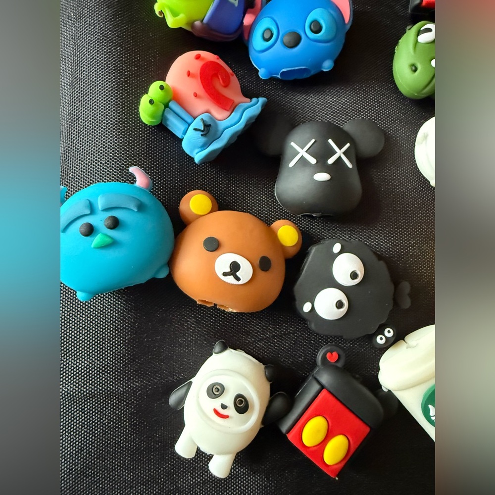 New 20 Pack of Characters for Cable Buddies. Phone chargers any Cable Addition - Picture 2 of 7
